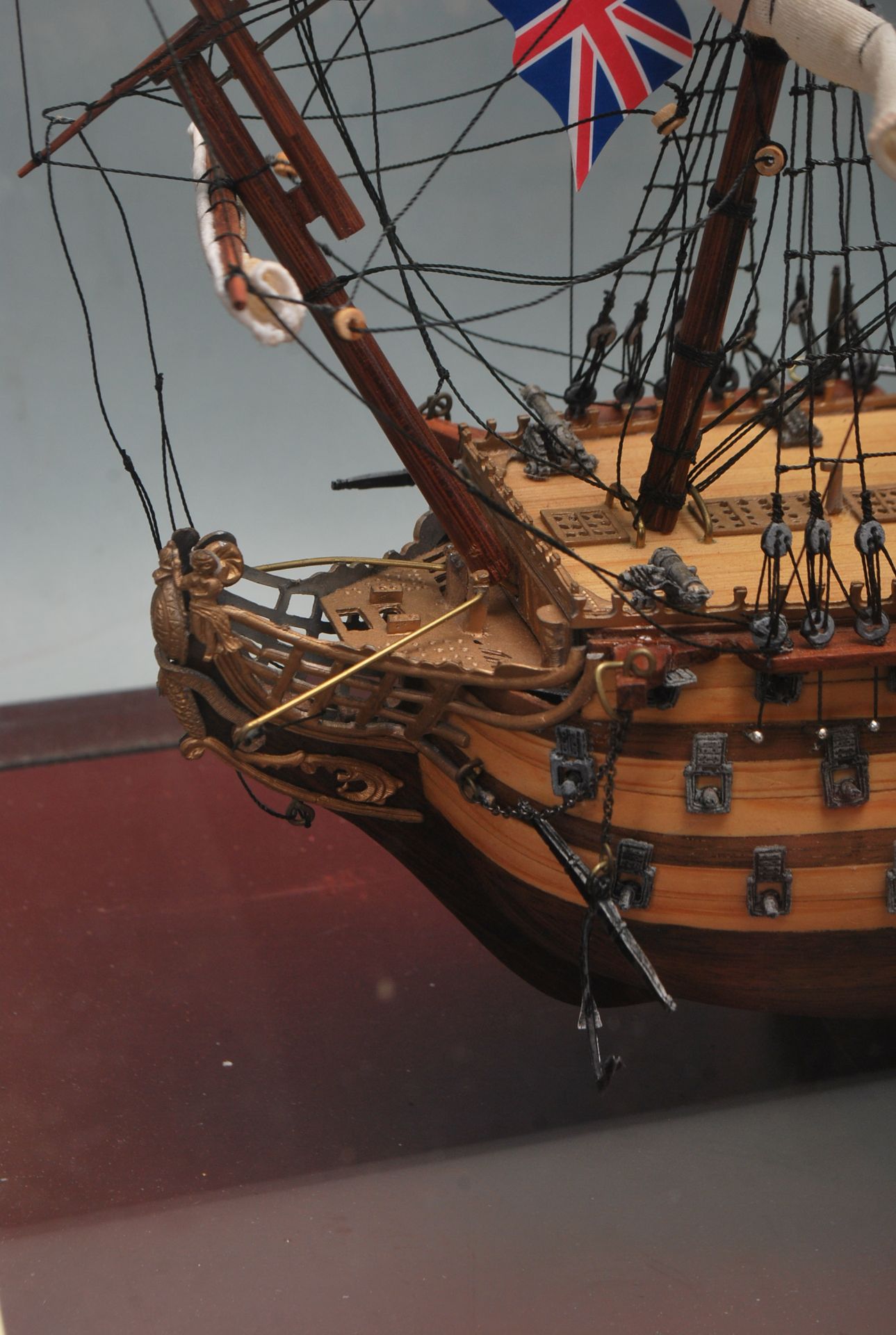 VINTAGE CASED 20TH CENTURY MODEL SHIP - Image 4 of 9