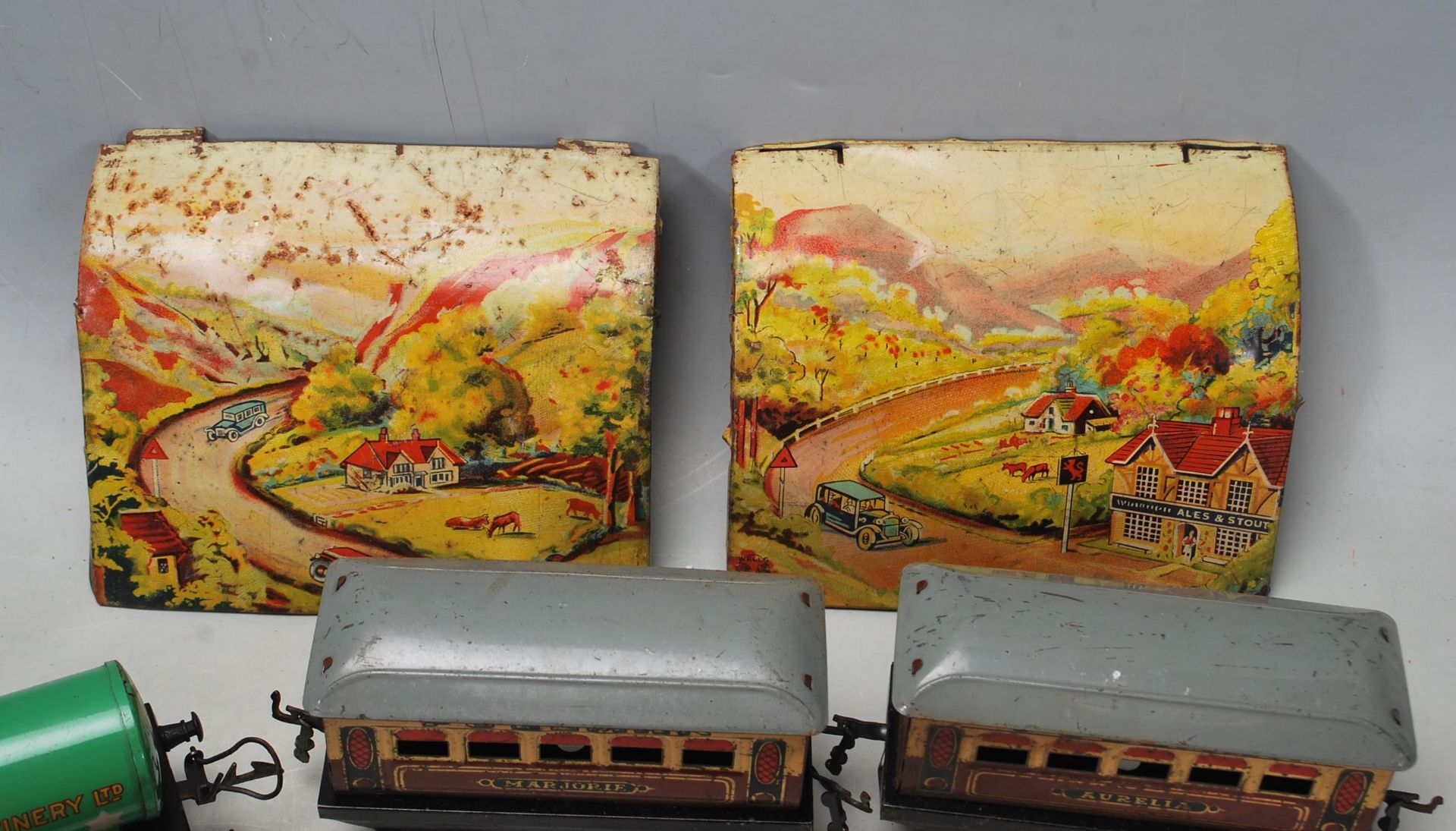 COLLECTION OF LATE 20TH CENTURY 0 GUAGE TINPLATE CLOCKWORK LOCOMOTIVE TRAINS - Image 3 of 6