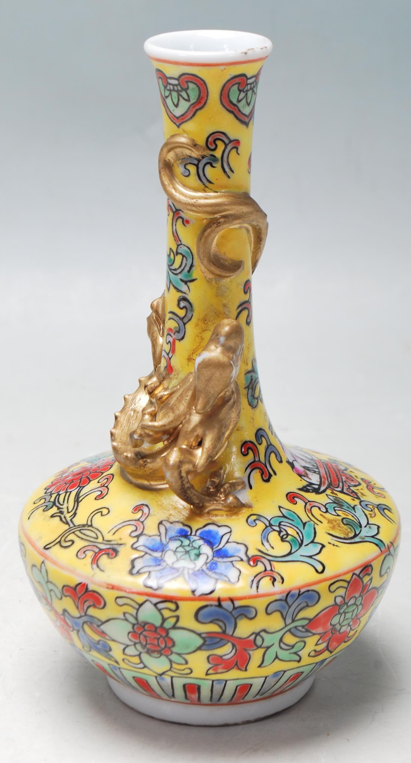 MID 20TH CENTURY CHINESE REPUBLIC FAMILLE JAUNE VASE - Image 3 of 6