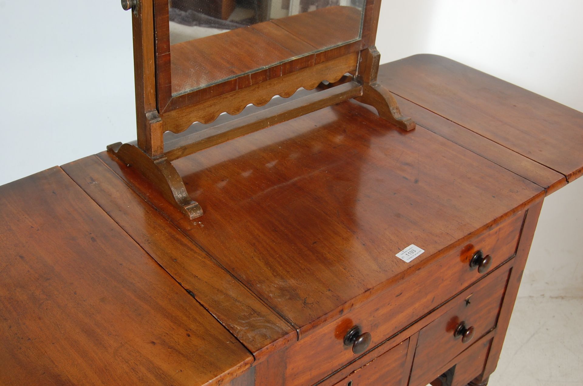 19TH CENTURY GEORGE III MAHOGANY WORK TABLE CHEST - Image 3 of 6