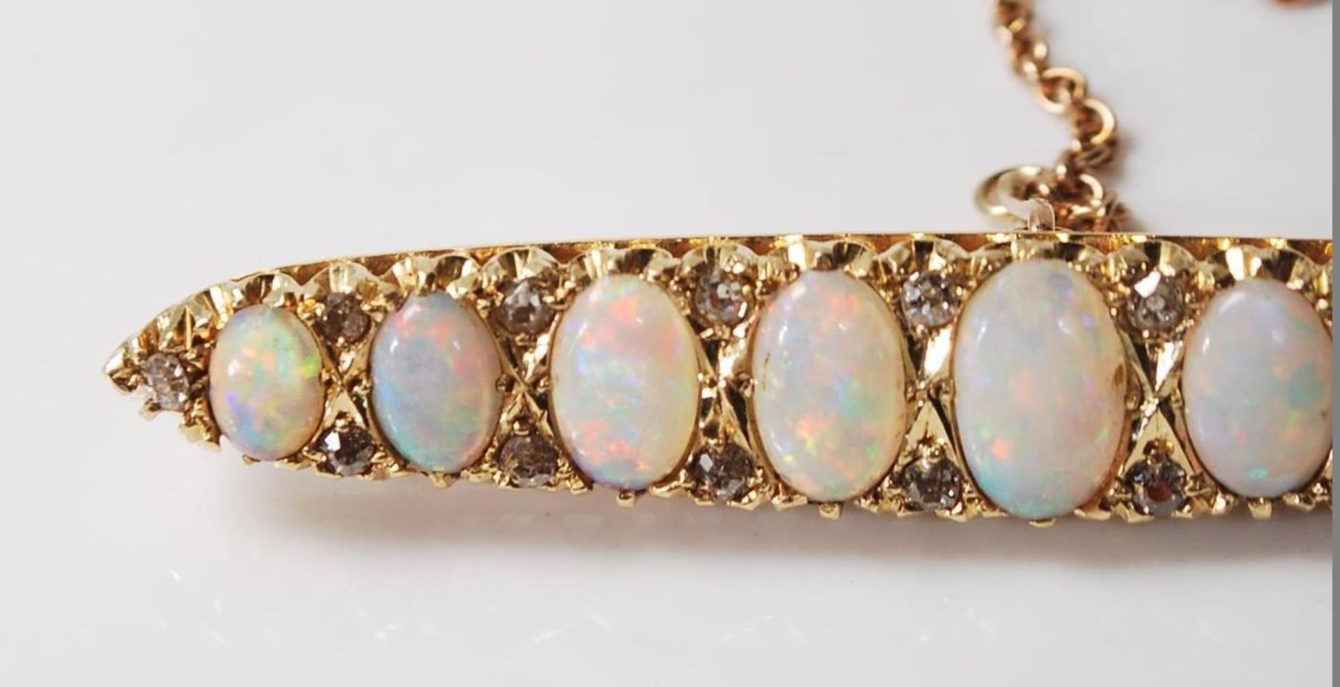 ANTIQUE 15CT GOLD OPAL AND DIAMOND BROOCH - Image 2 of 6