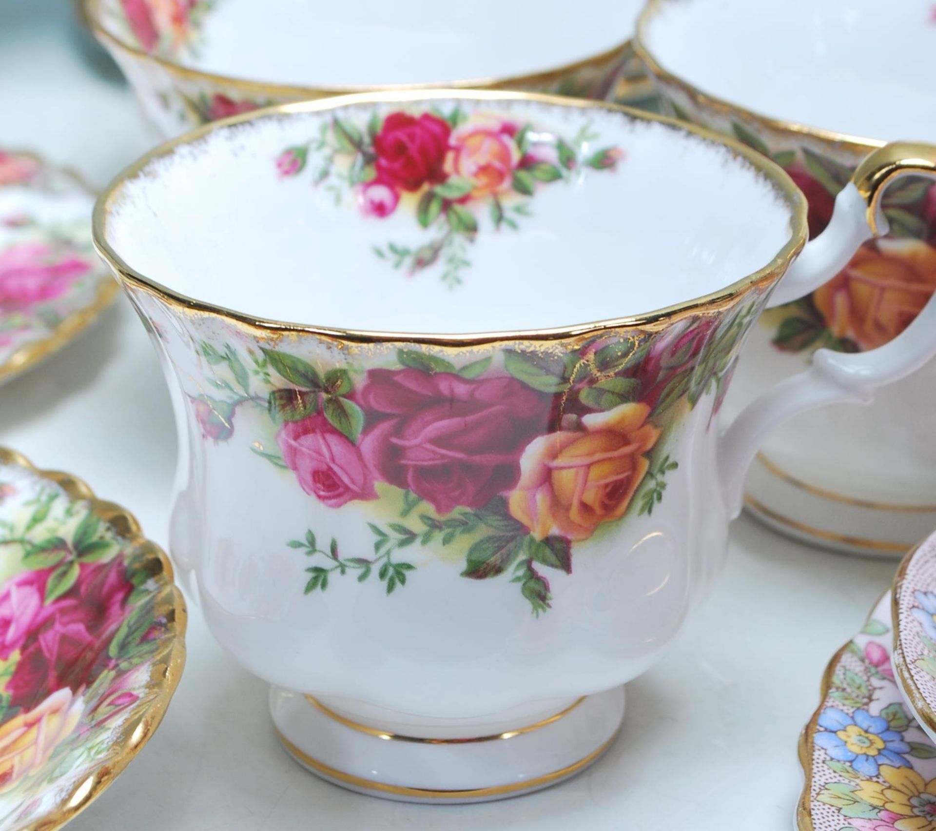 VINTAGE 20TH CENTURY ROYAL ALBERT OLD COUNTRY ROSES TEA SERVICE - Image 8 of 20