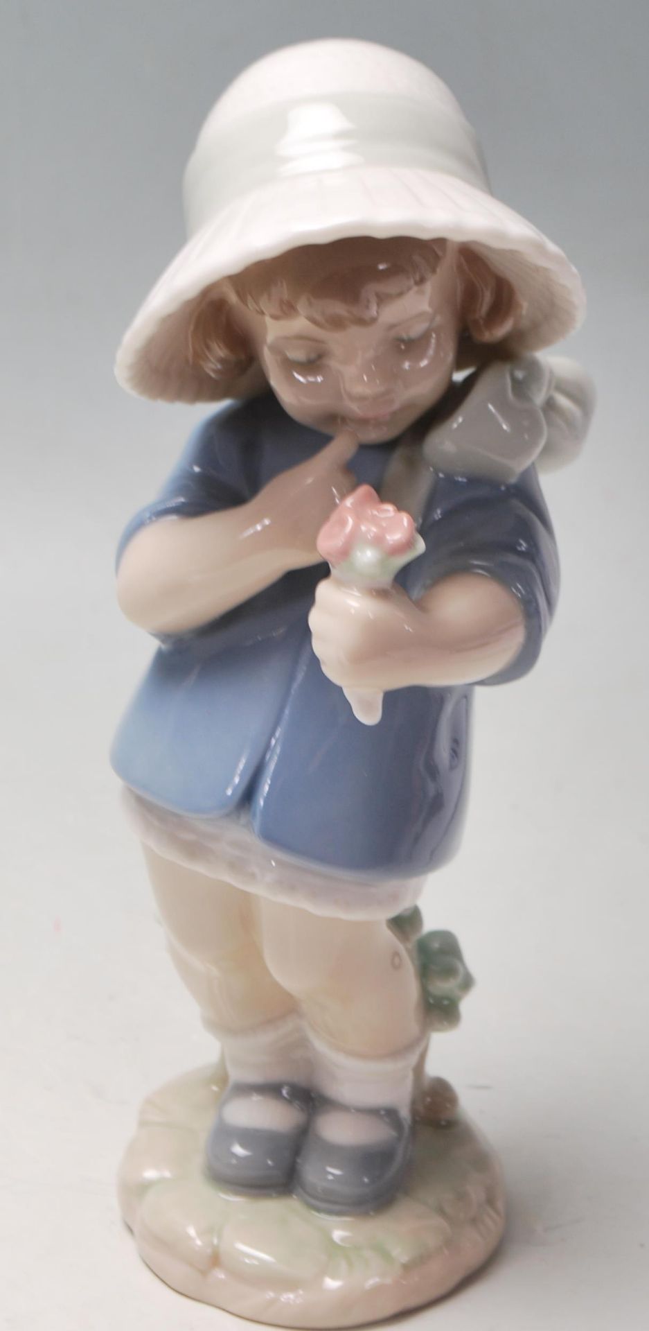 SIX VINTAGE NAO BY LLADRO CERAMIC FIGURINES - Image 5 of 9