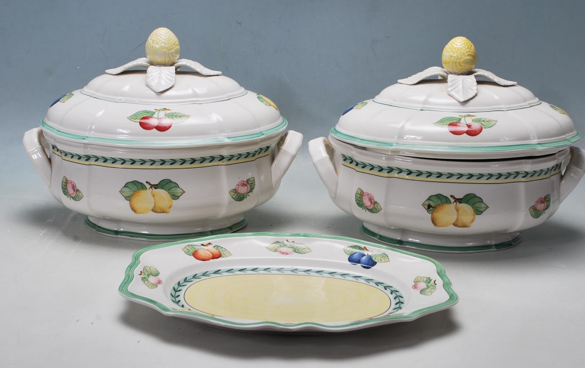 PAIR OF VILLEROY & BOCH PORCELAIN TUREENS