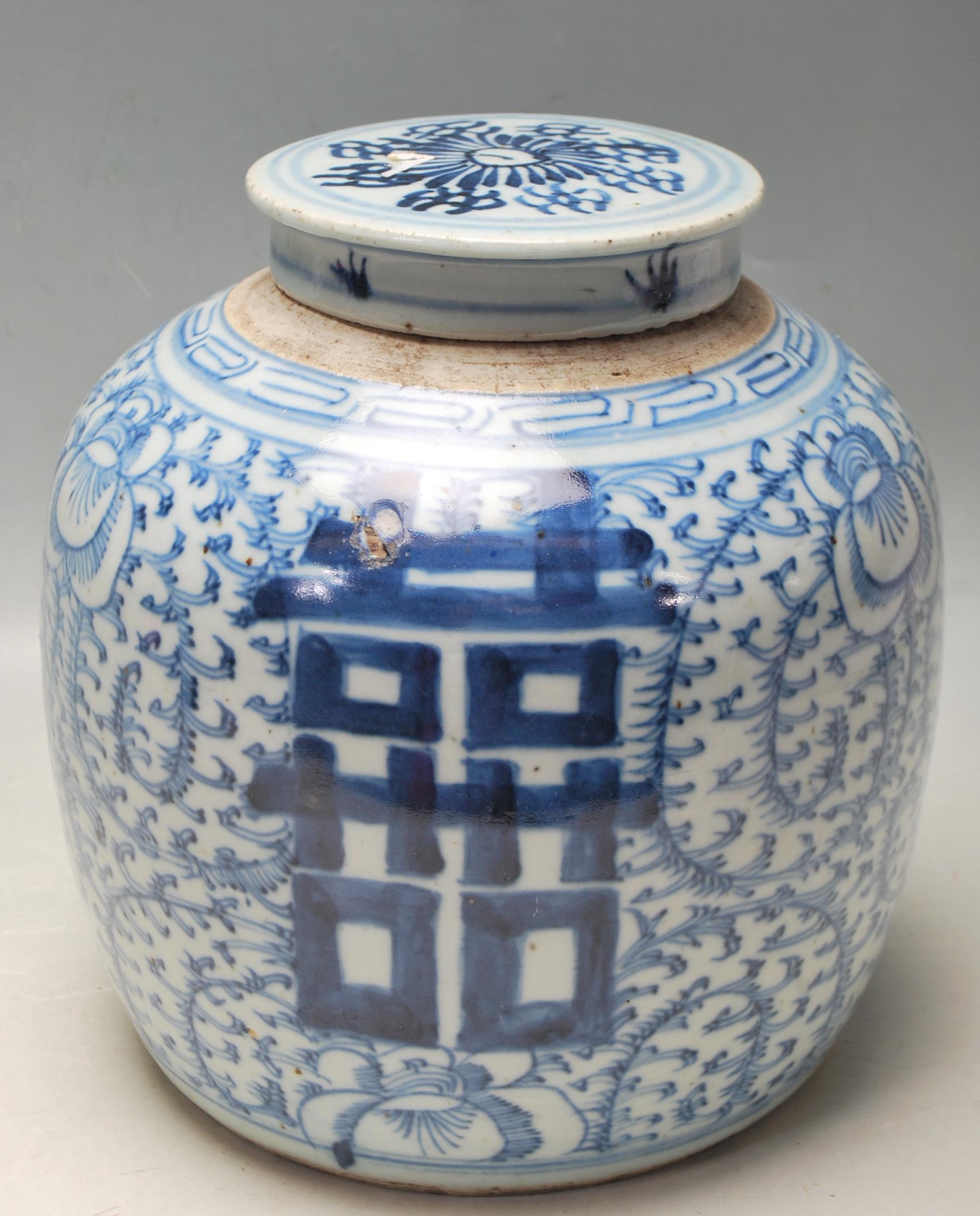 LATE 19TH CENTURY KANGXI CHINESE BLUE AND WHITE VASE - Image 5 of 9