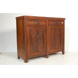 VICTORIAN 19TH CENTURY WALNUT SIDEBOARD CREDENZA