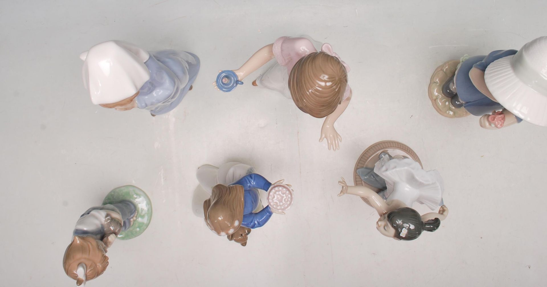 SIX VINTAGE NAO BY LLADRO CERAMIC FIGURINES - Image 2 of 9