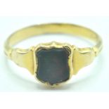ANTIQUE 14CT GOLD AND BLOODSTONE SIGNET RING