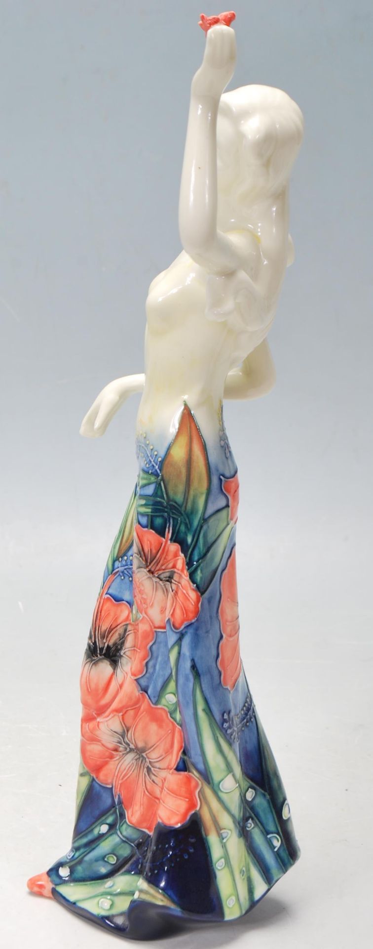 OLD TUPTON WARE POPPY CERAMIC FIGURINE - Image 4 of 8