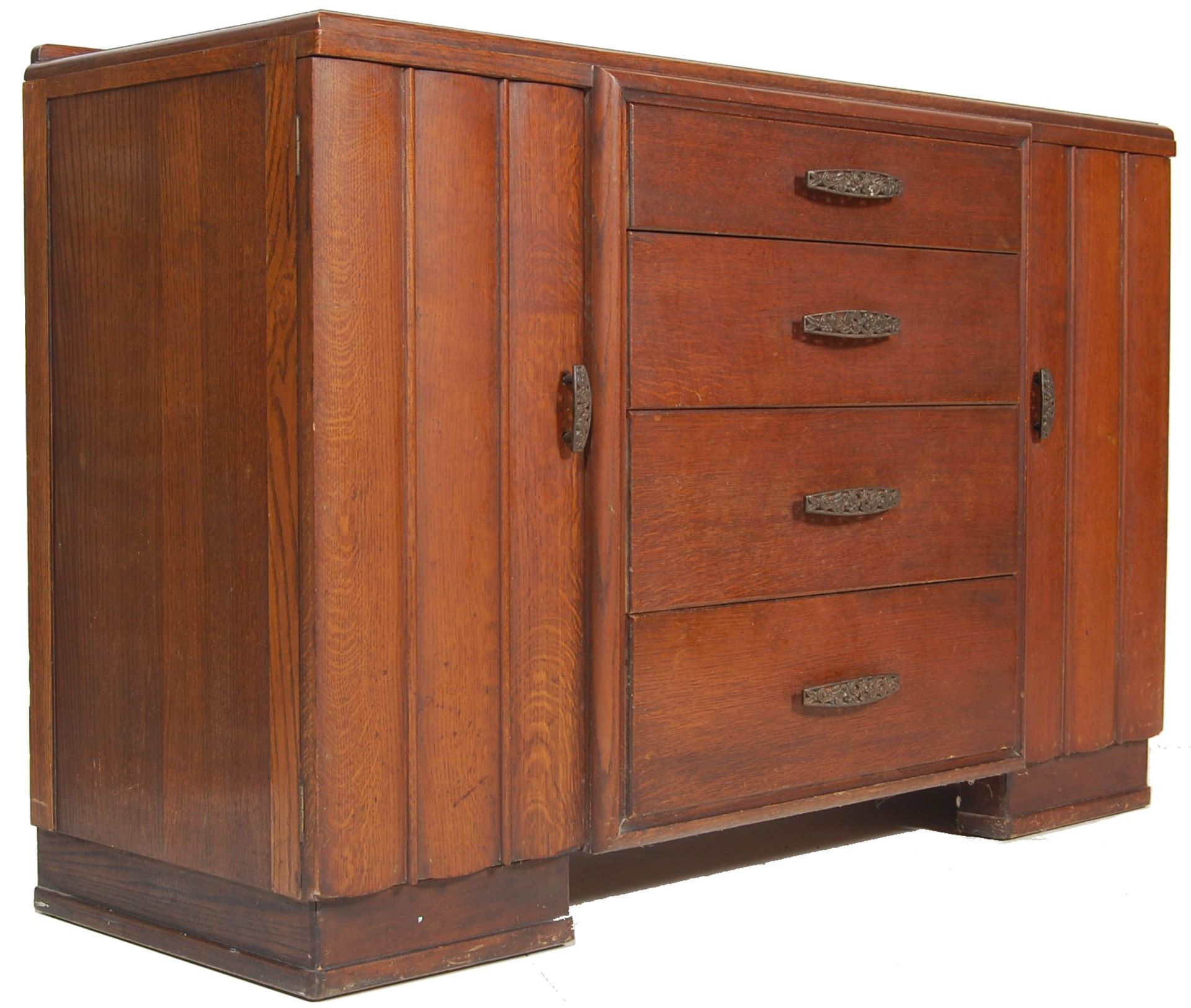 1930’S ART DECO OAK SIDEBOARD DRESSER WITH DRAWERS AND CUPBOARD