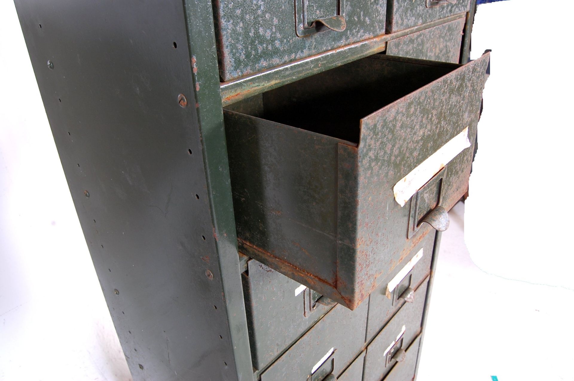 MID CENTURY FACTORY INDUSTRIAL ENGINEER DRAWERS - Image 4 of 4