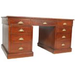 ANTIQUE EARLY 20TH CENTURY MAHOGANY PEDESTAL PARTNERS DESK