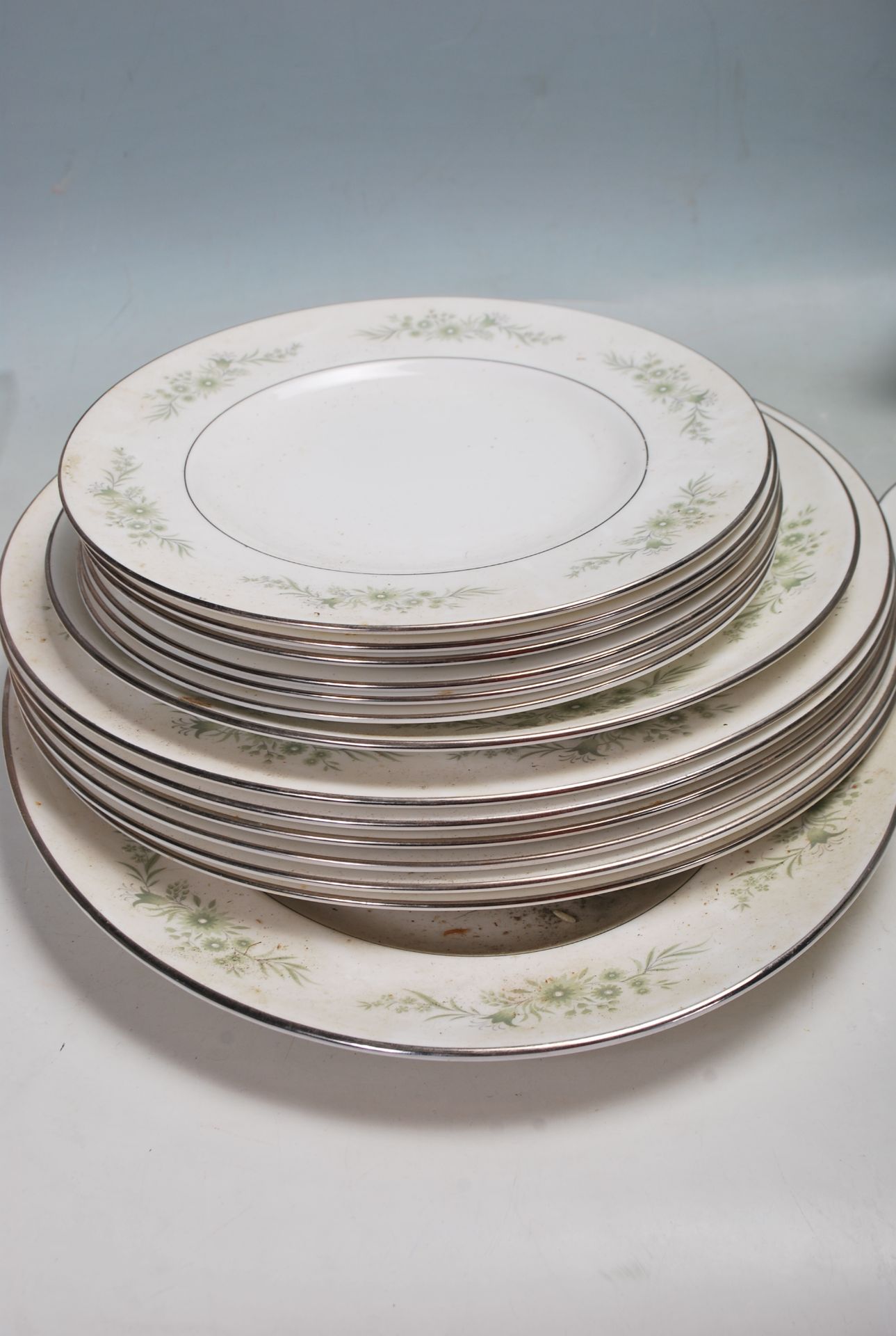 COLLECTION OF LATE 20TH CENTURY WEDGWOOD FINE BONE CHINA - Bild 8 aus 9