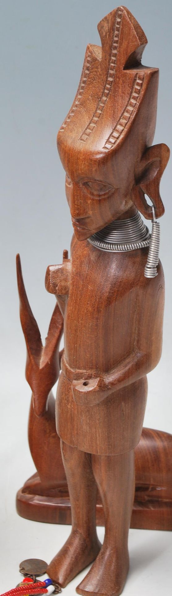 LARGE QUANTITY OF HARDWOOD AFRICAN TRIBAL ANIMALS FIGURINES AND NECKLACES - Image 9 of 11