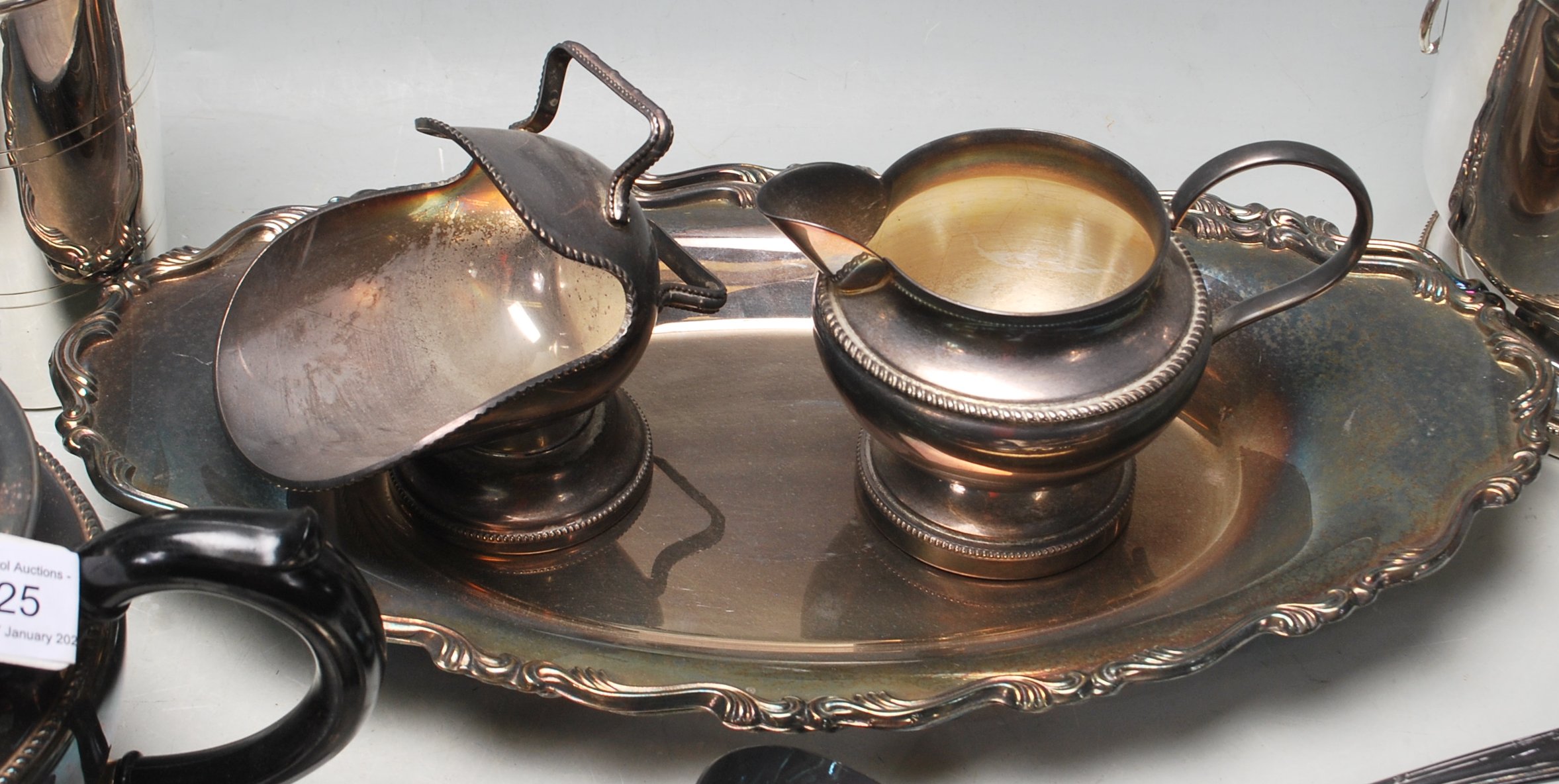 LARGE QUANTITY OF 20TH CENTURY SILVER PLATED WARE - Image 3 of 10
