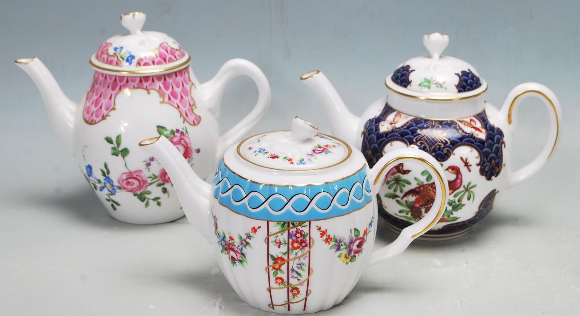 A COLLECTION OF SIX LIMITED EDITION HEIRLOOM WORCESTER TEAPOTS - Image 5 of 9