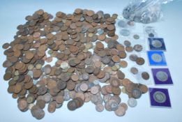 LARGE COLLECTION OF 19TH AND 20TH CENTURY COINS