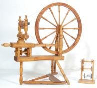 20TH CENTURY VINTAGE WOODEN SPINNING WHEEL