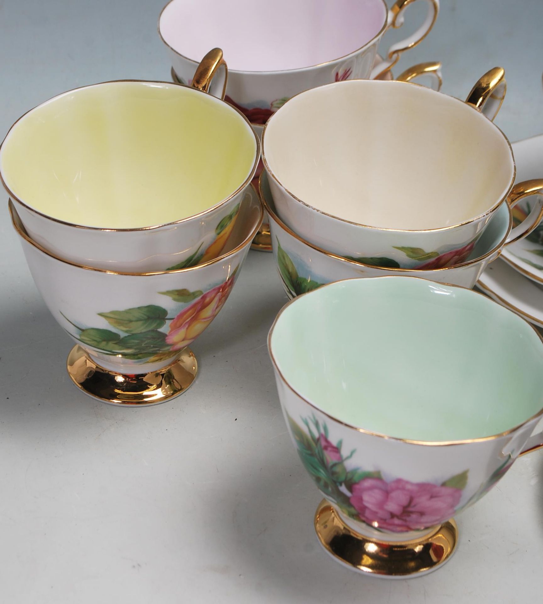 PARAGON - ROYAL STANDARD - WORLD FAMOUS ROSES TEA SET - Image 11 of 13