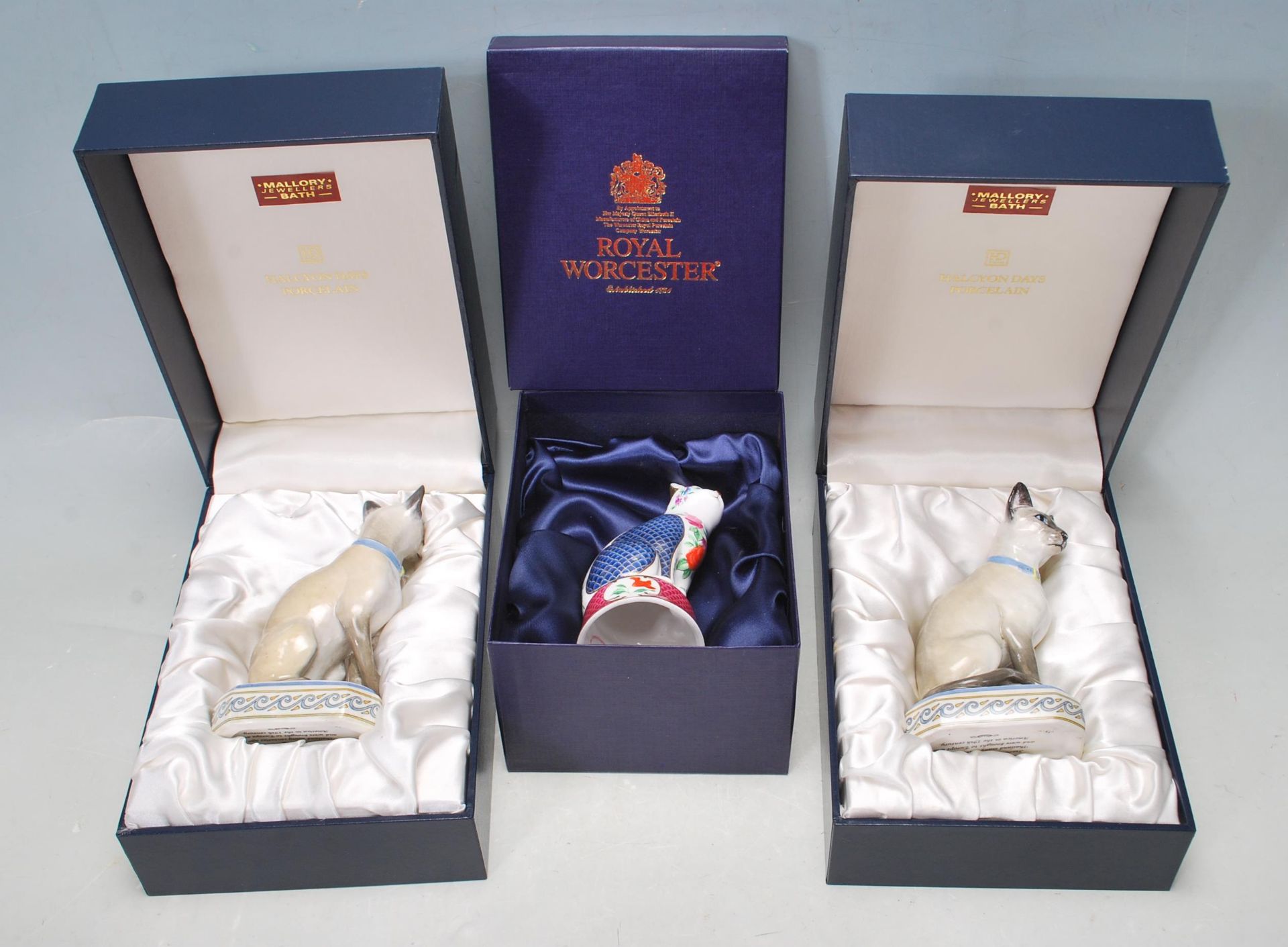 THREE CAT FIGURINES BY ROYAL WORCESTER AND HALCYON DAYS TO INCLUDE THE SIAMESE CAT AND GILES CAT. - Image 8 of 8