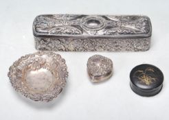 COLLECTION OF SILVER HALLMARKED 20TH CENTURY WARES