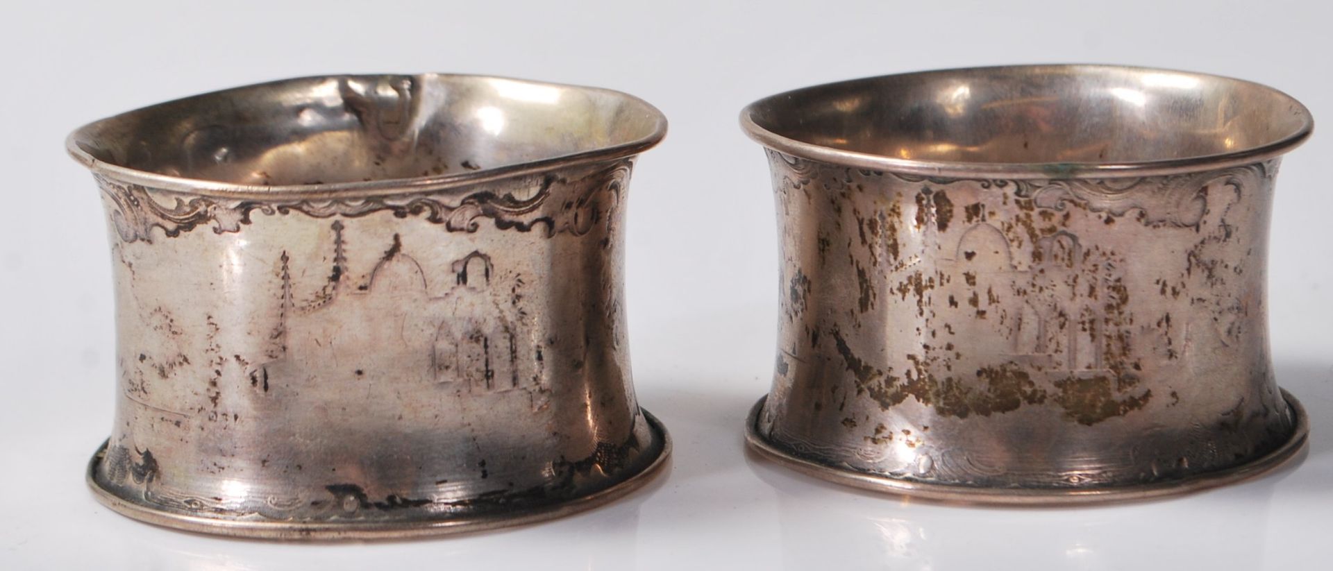 THREE ANTIQUE SILVER NAPKIN RINGS - Image 4 of 6