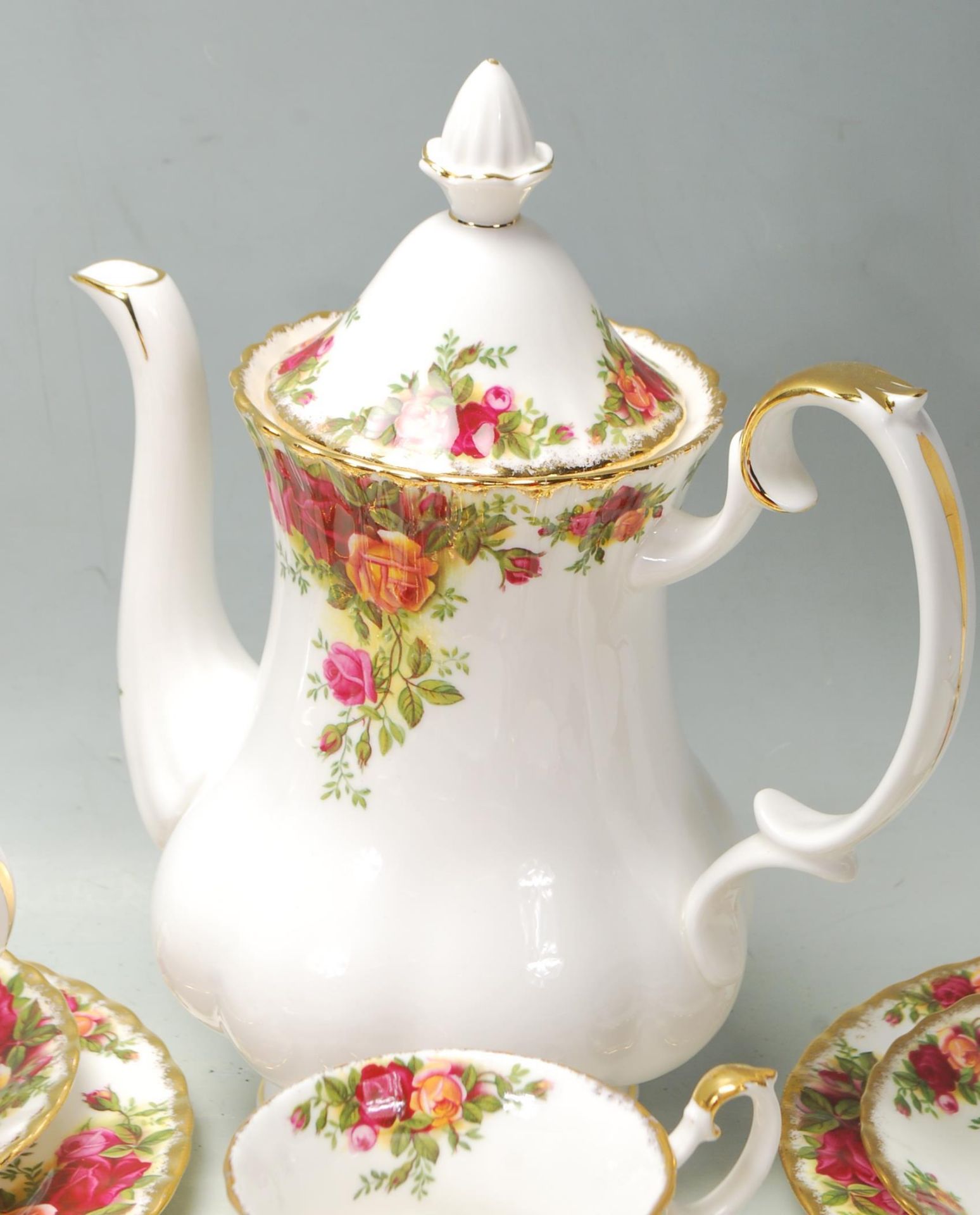 ROYAL ALBERT OLD COUNTRY ROSES COFFEE SET - TEA SERVICE - Image 5 of 8