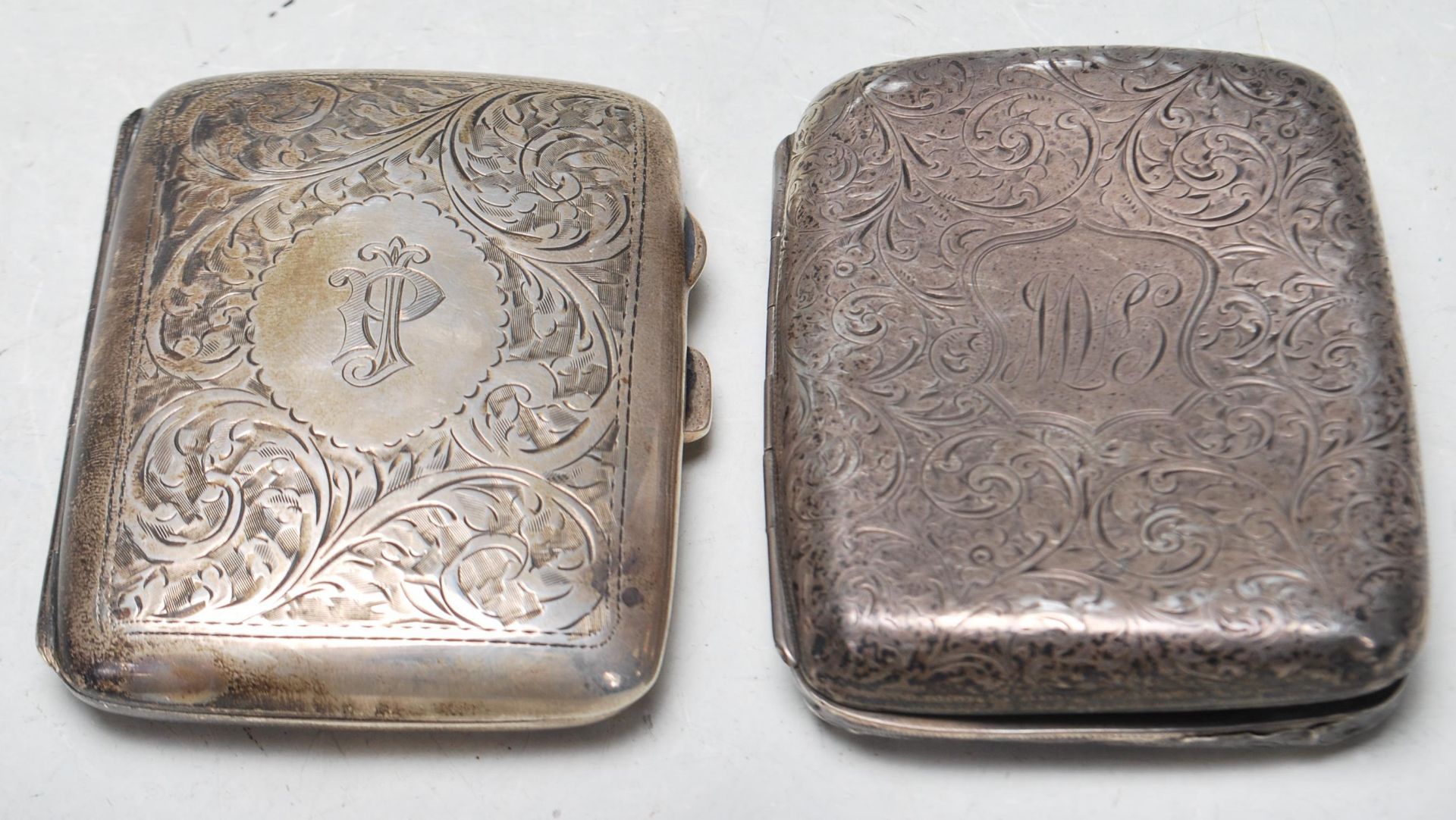 TWO HALLMARKED SILVER CIGARETTE CASES, TOGETHER WITH A PAIR OF SILVER LINERS. - Image 5 of 9