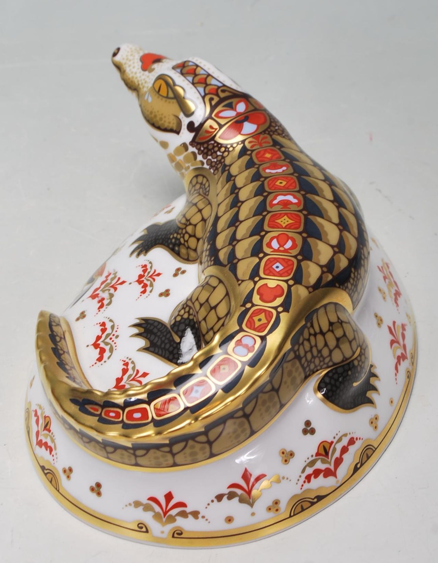 ROYAL CROWN DERBY PAPERWEIGHT IN A FORM OF CROCODILE WITH GOLD STOPPER - Image 4 of 7