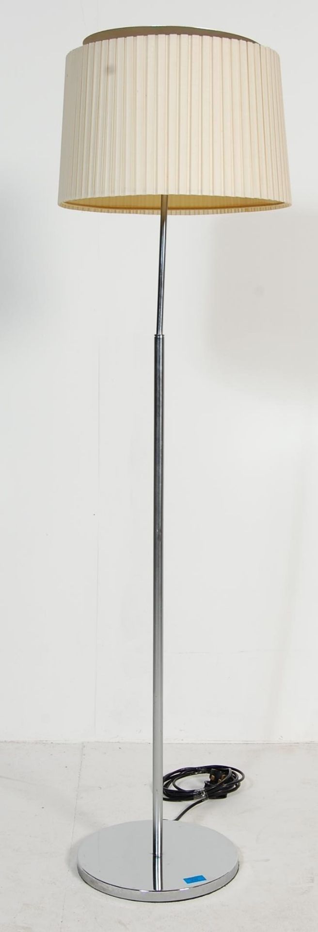 CONTEMPORARY VINTAGE STYLE CHROME METAL FLOOR STANDING LAMP