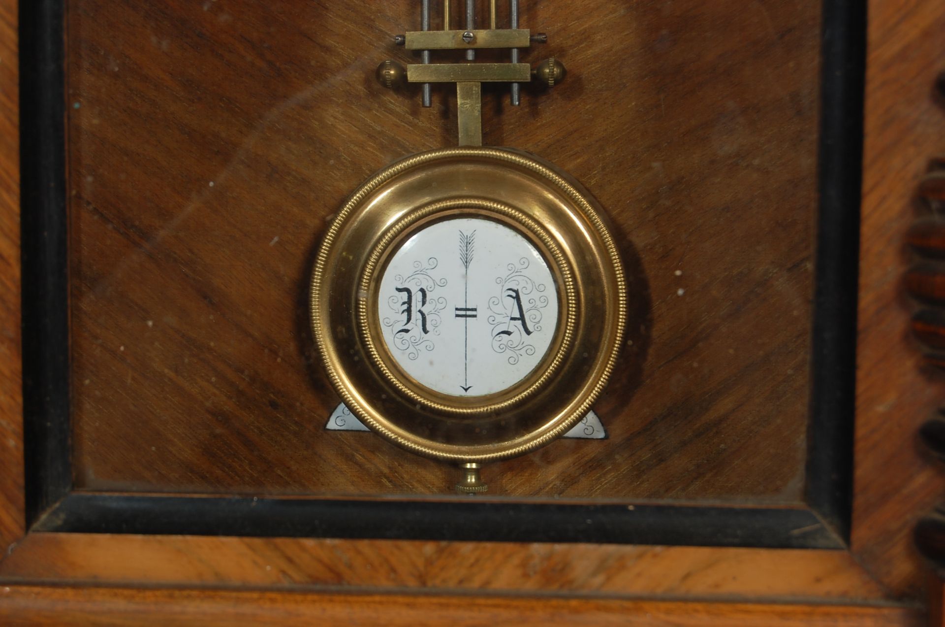 VICTORIAN 19TH CENTURY WALNUT VIENNA REGULATOR CLOCK - Image 5 of 5