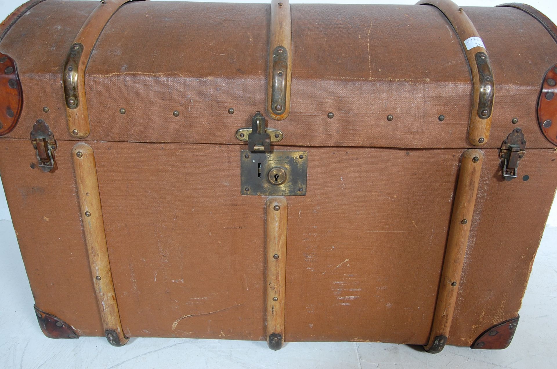 VICTORIAN 19TH CENTURY DOME TOP STEAMER TRUNK CHEST - Image 3 of 5