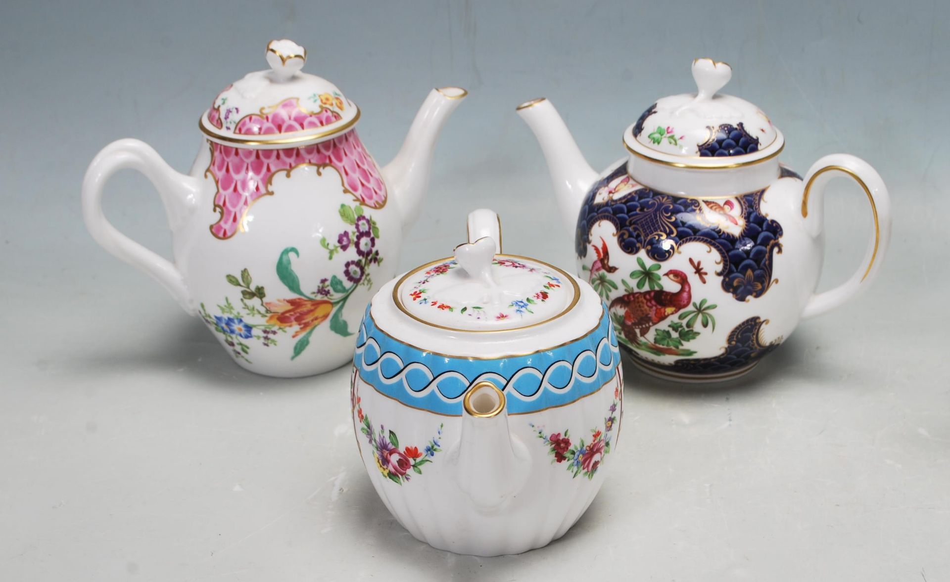 A COLLECTION OF SIX LIMITED EDITION HEIRLOOM WORCESTER TEAPOTS - Image 7 of 9