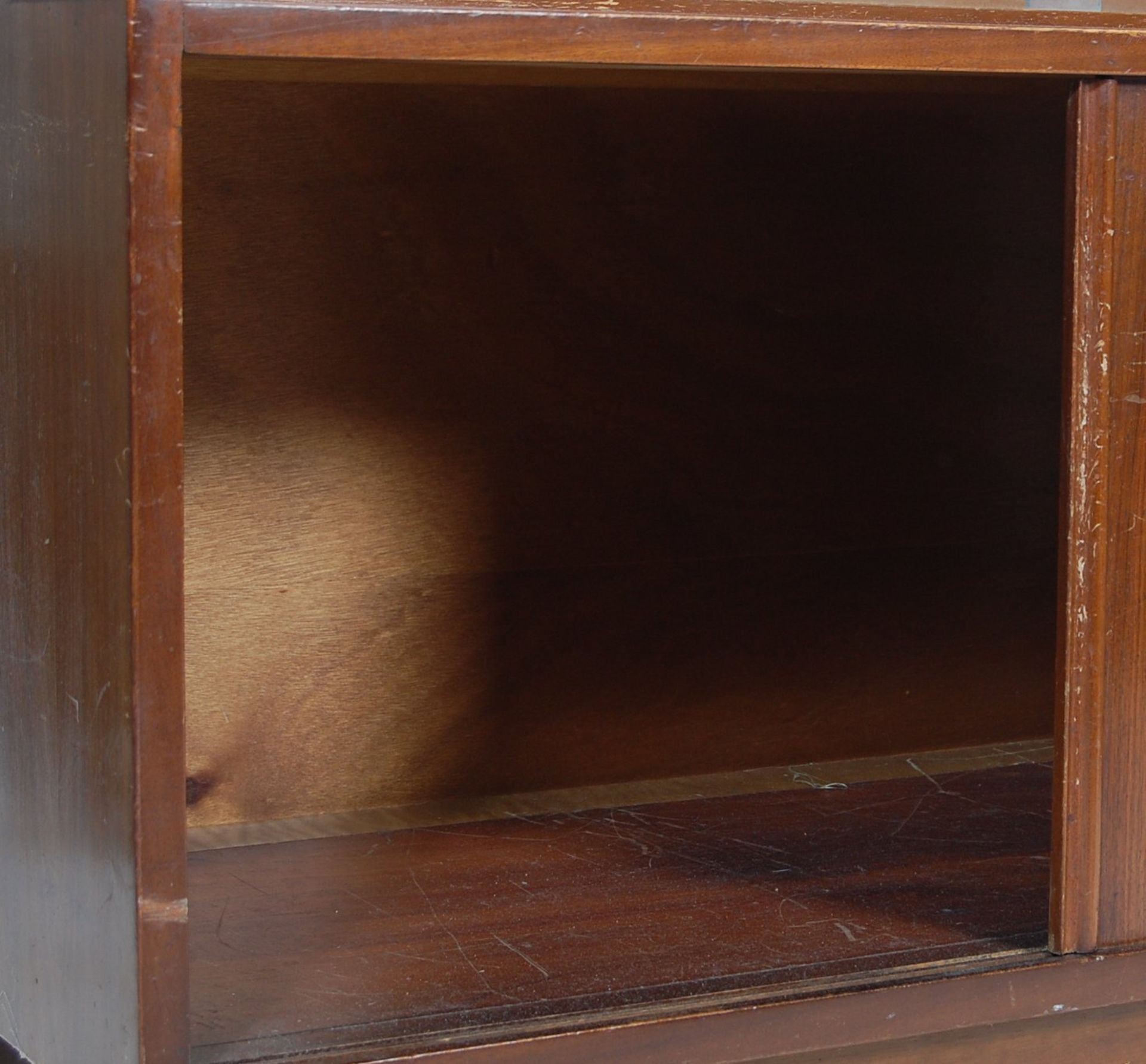 RETRO VINTAGE MID CENTURY TEAK WOOD HIGHBOARD - Image 5 of 5