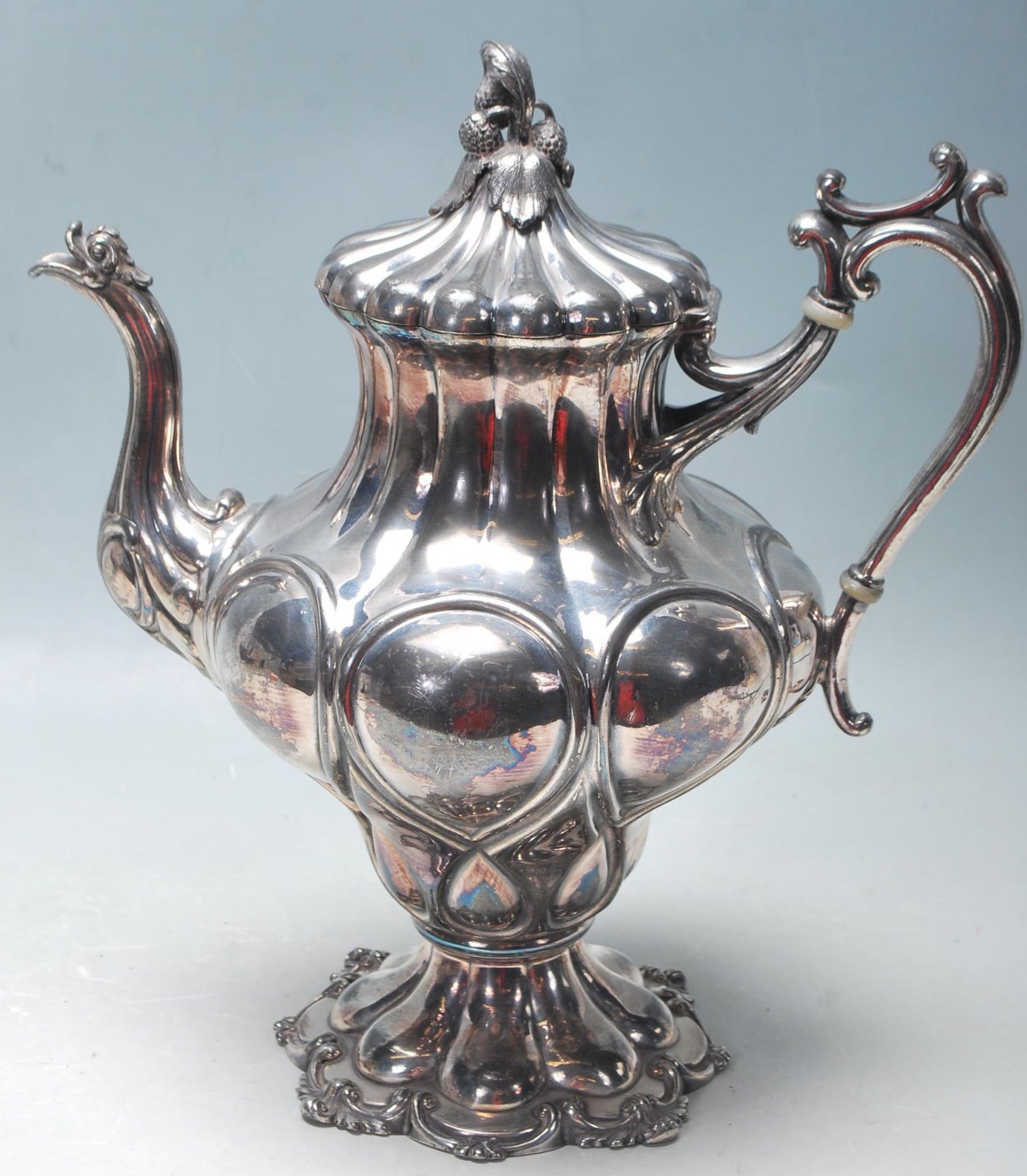 SILVER PLATED REED & BARTON AMERICAN TEA POT