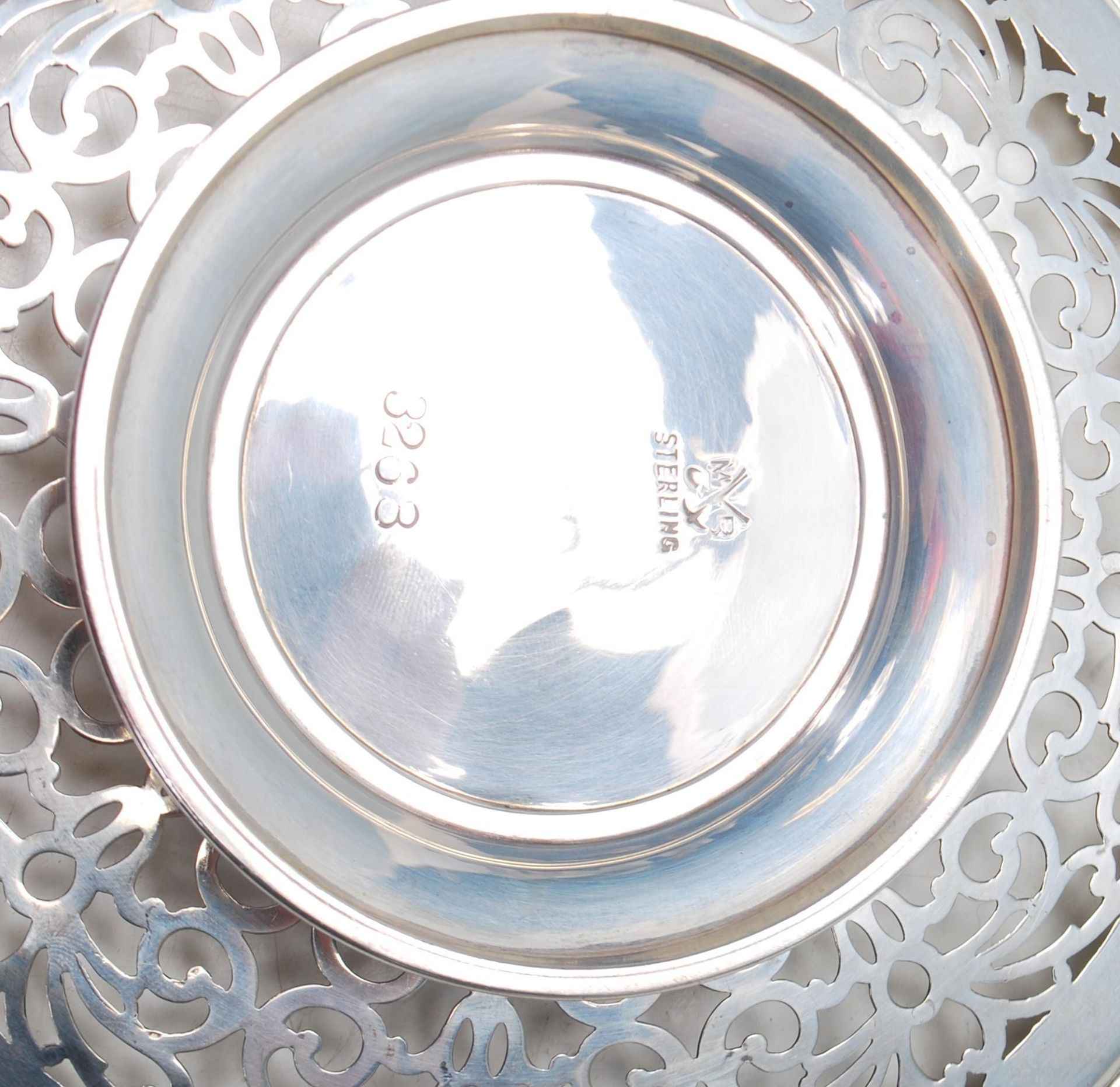 AMERICAN SILVER MAYER & SONS SILER TAZZA - Image 5 of 5