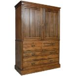 EALRY 20TH CENTURY OAK LINEN PRESS