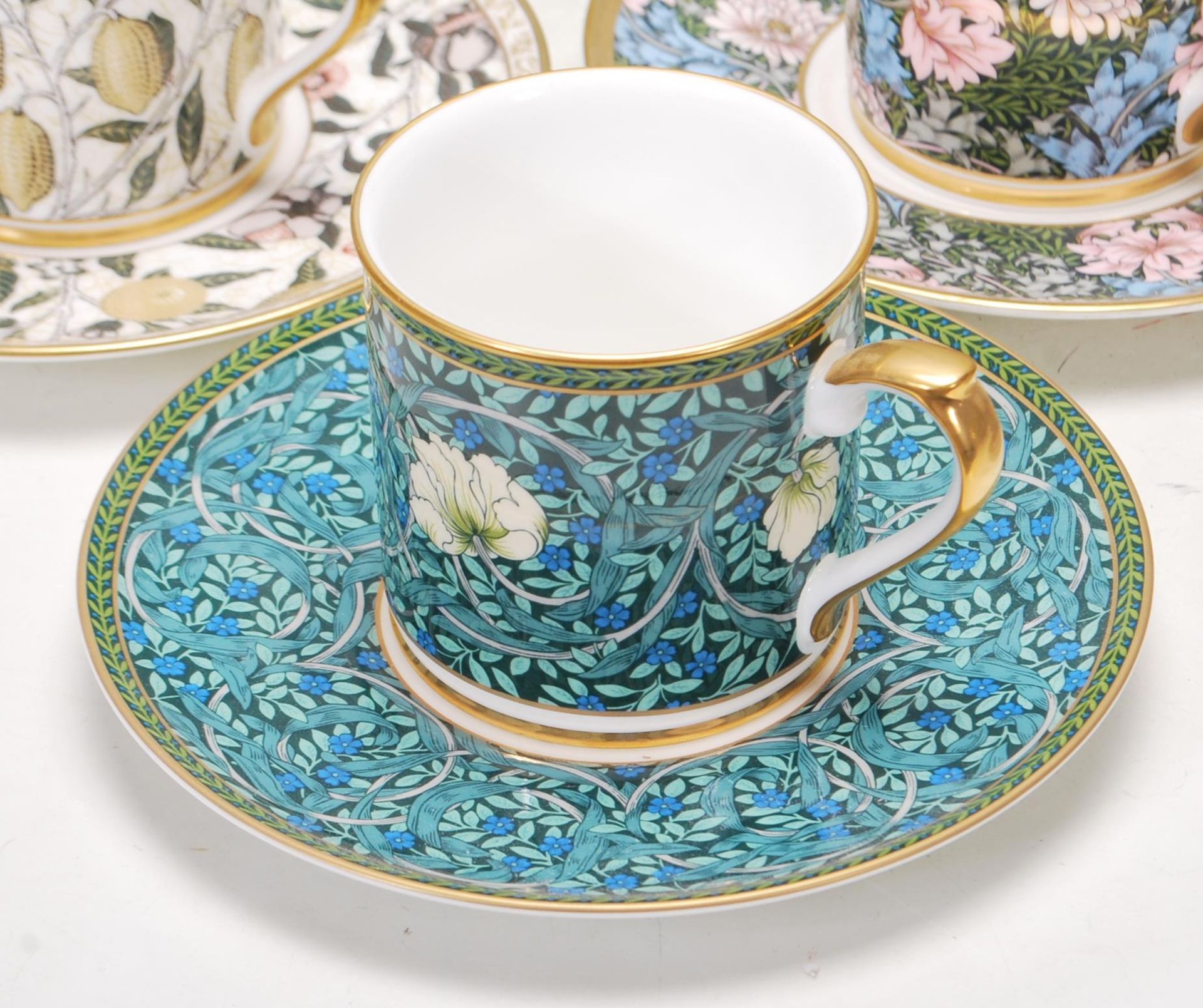 A SET OF SIX 20TH CENTURY WILLIAM MORRIS - VICTORIAN AND ALBERT TEA SERVICE - Image 2 of 11