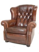 20TH CENTURY ANTIQUE STYLE CLUB CHAIR / CHESTERFIELD WING BACK ARMCHAIR