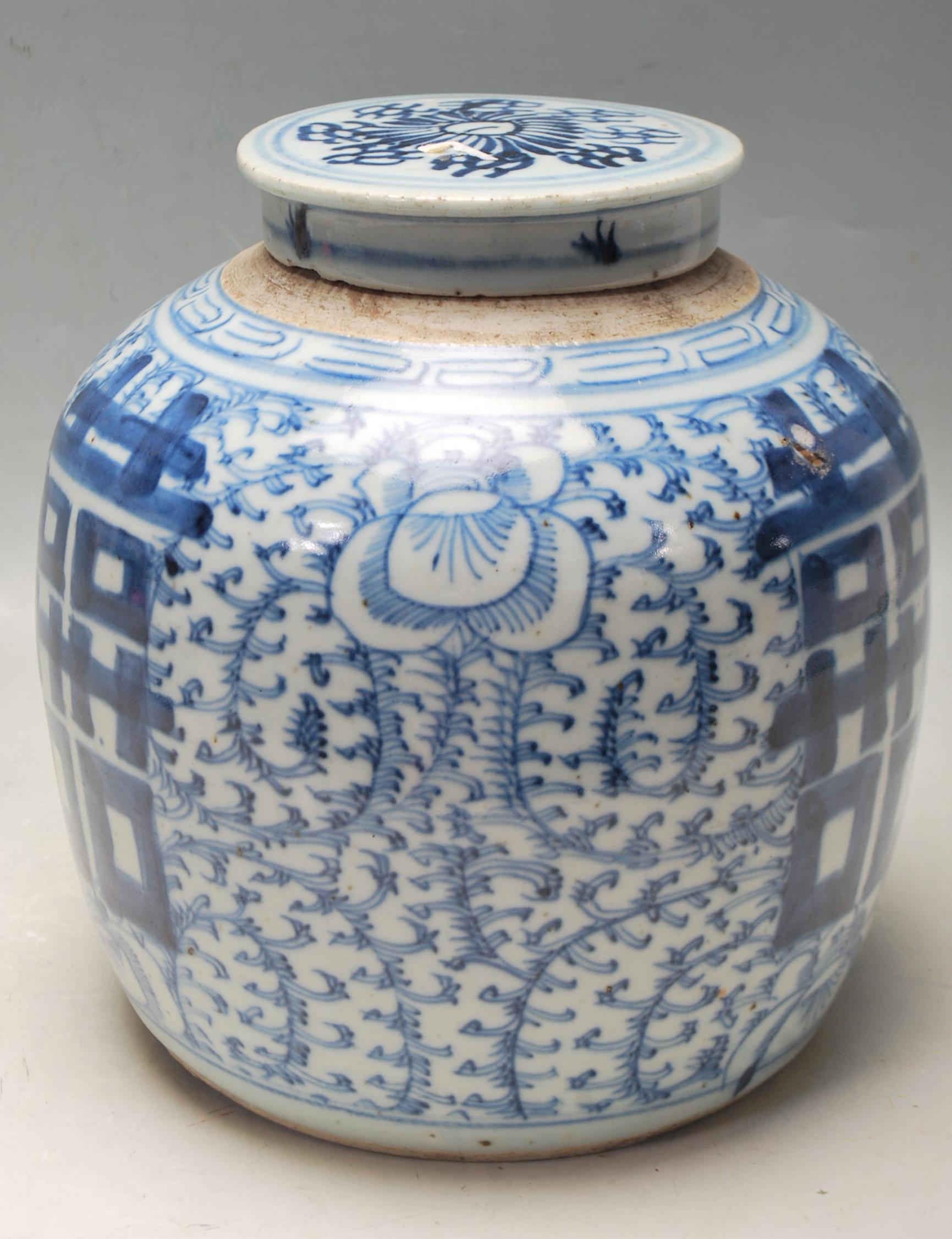 LATE 19TH CENTURY KANGXI CHINESE BLUE AND WHITE VASE - Image 4 of 9
