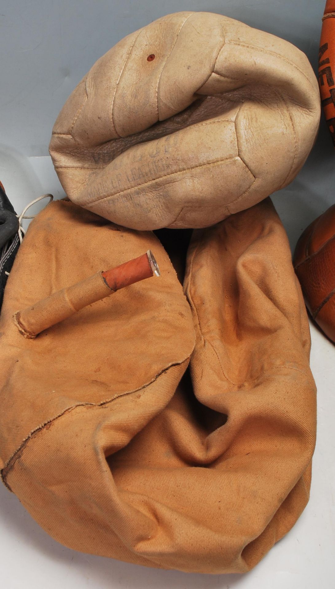 VINTAGE LINDOP LEATHER NETBALLS & INTERNATIONAL RUGBY BALL - Image 7 of 7