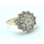 9CT GOLD AND WHITE STONE CLUSTER RING
