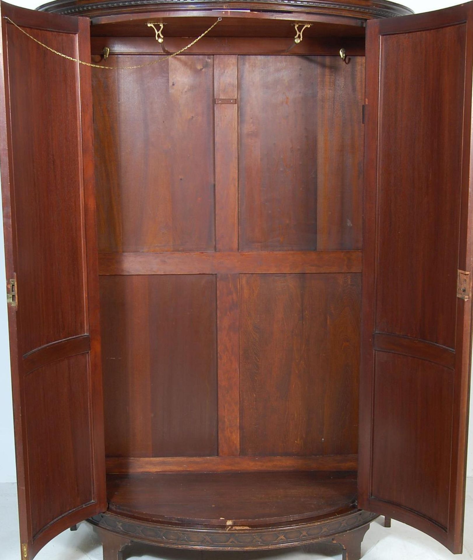 19TH CENTURY VICTORIAN MAHOGANY DEMI LUNE WARDROBE - Image 3 of 5