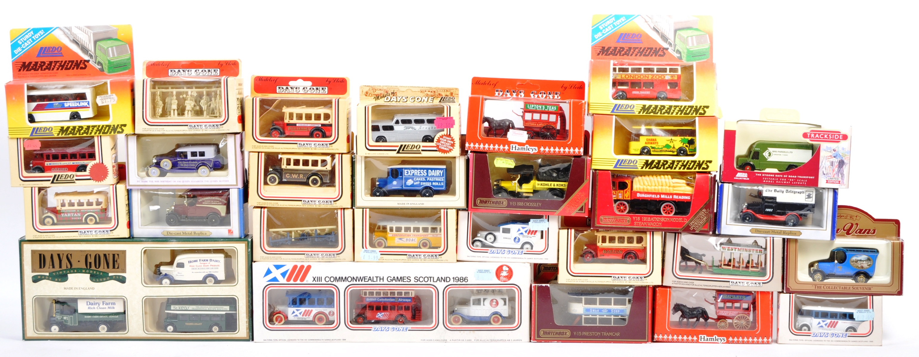 COLLECTION OF ASSORTED SCALE DIECAST MODEL VEHICLES