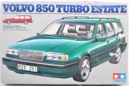 TAMIYA MADE 1/24 SCALE VOLVO 850 ESTATE MODEL KIT