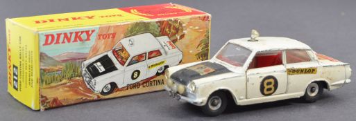 ORIGINAL VINTAGE DINKY TOYS BOXED DIECAST MODEL