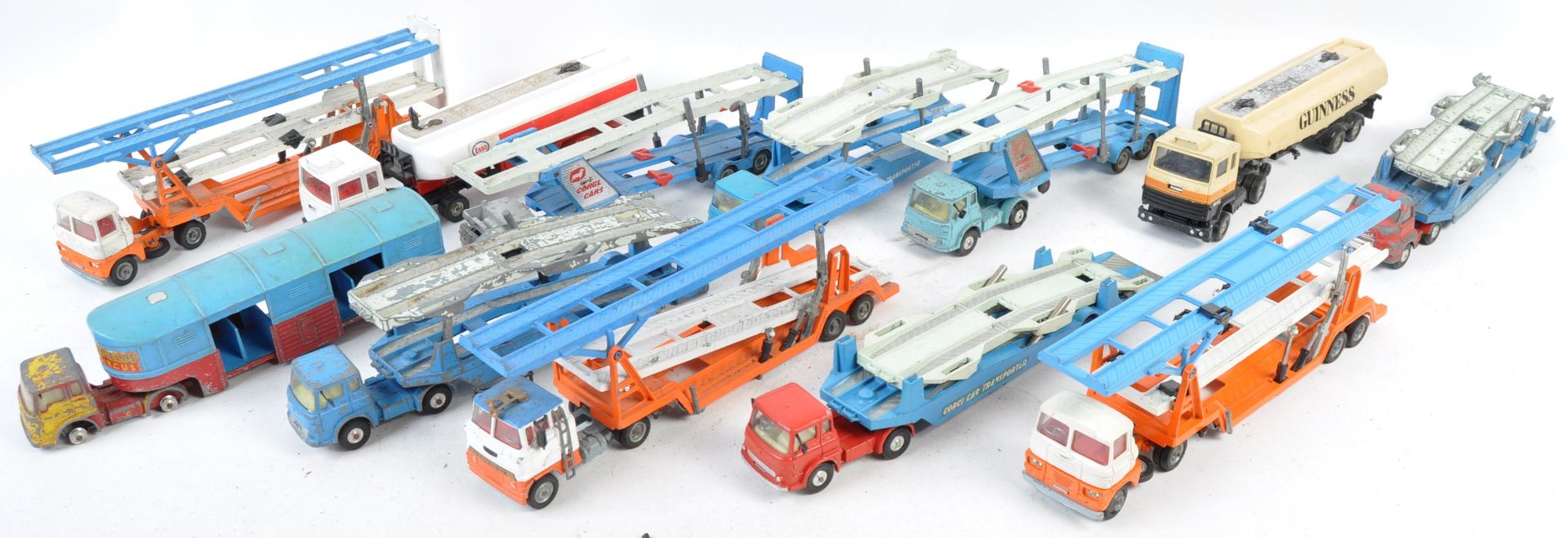 COLLECTION OF ASSORTED CORGI MAJOR TOYS DIECAST MODELS