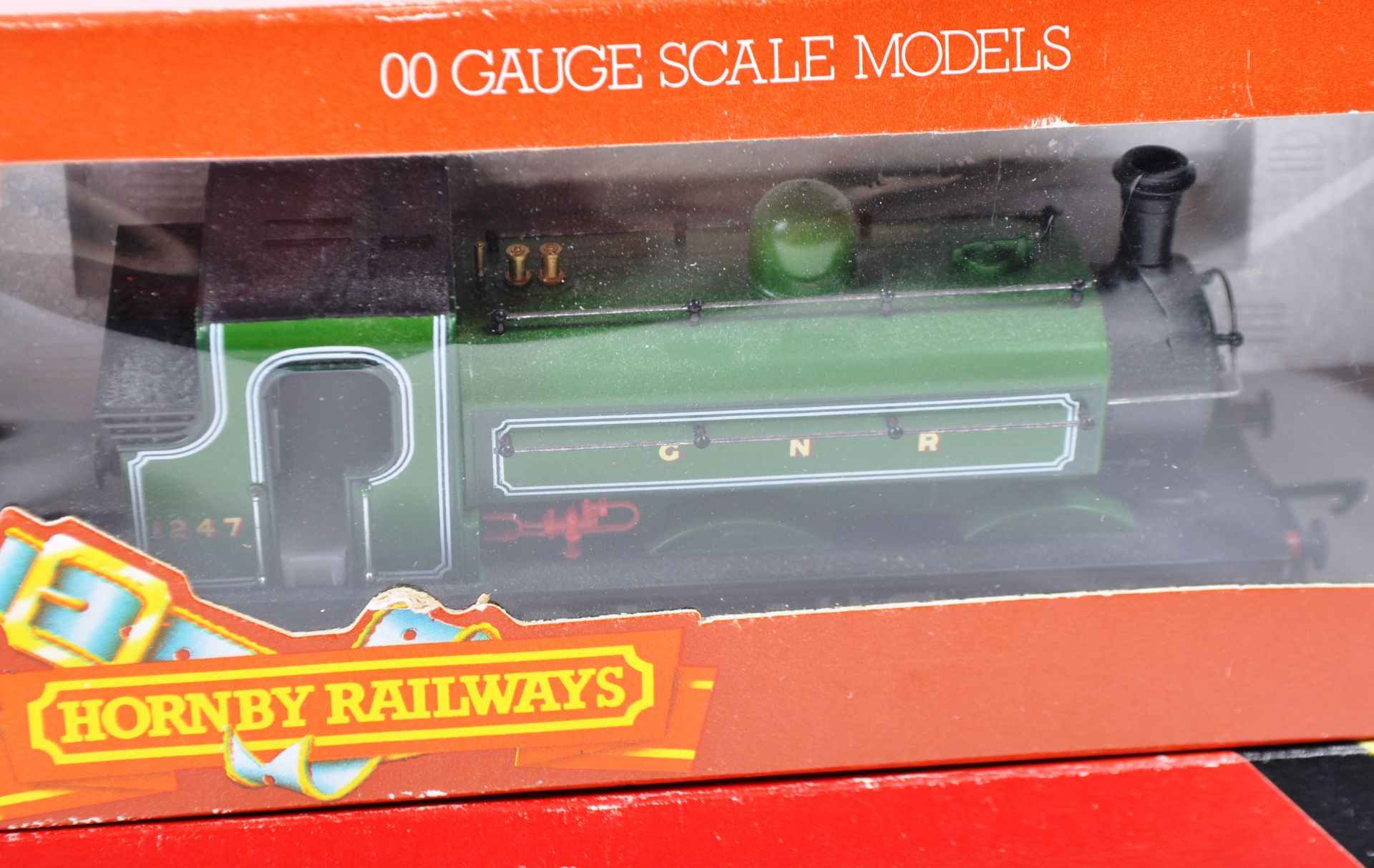 TWO HORNBY RAILWAYS 00 GAUGE BOXED TRAINSET LOCOS - Bild 3 aus 10