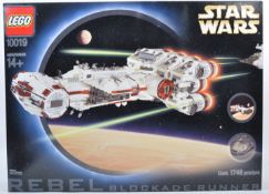 LEGO SET - STAR WARS - 10019 - REBEL BLOCKADE RUNNER