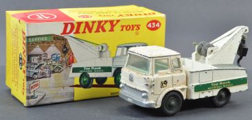 ORIGINAL VINTAGE DINKY TOYS BOXED DIECAST MODEL